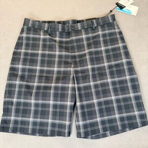 Tommy Armour DriLogic Men’s Black & Blue Plaid Flat Front Shorts- Size 40- NWT